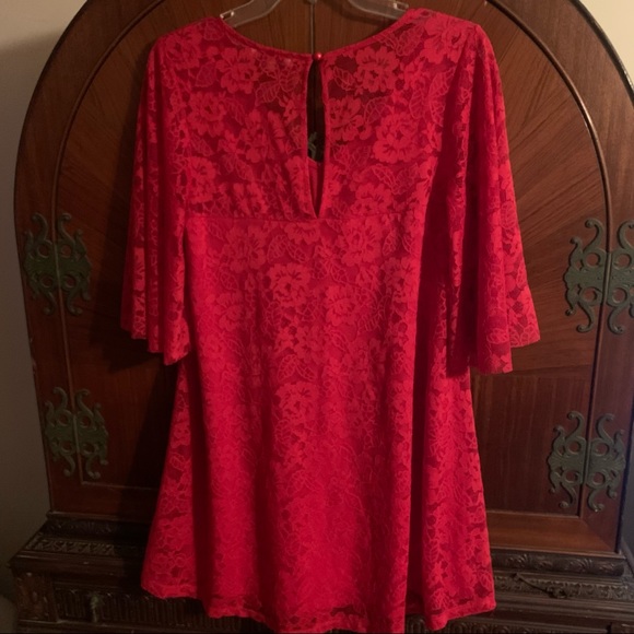 Red Francesca’s Lace Dress - Picture 3 of 3